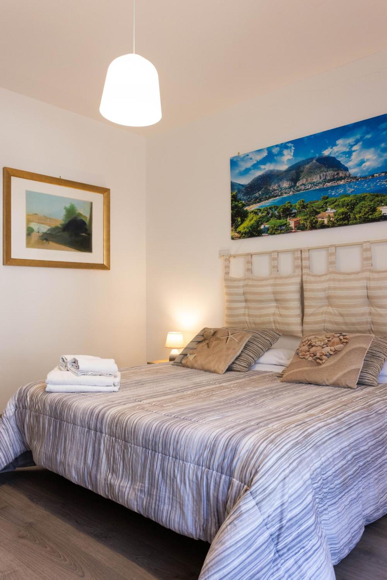 Mondello House Eraclea Hotell Exteriör bild